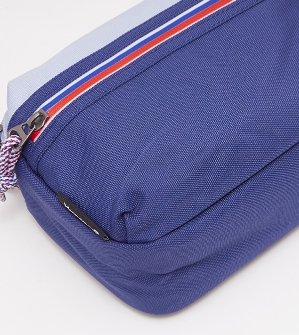 أميريكان توريستر  حقائب مستحضرات التجميل - كحلي Wash Bag