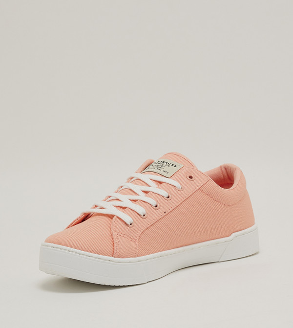 Levi's  Flat Shoes - Peach Lace Up