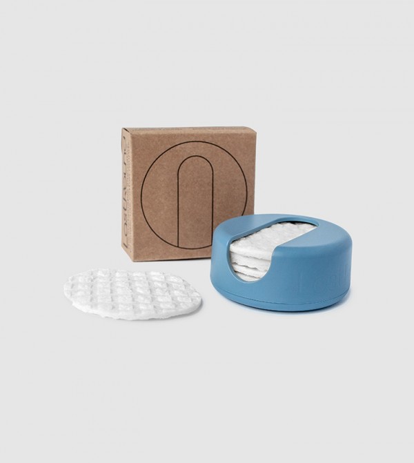Last Object  - Blue Sponges & Applicators