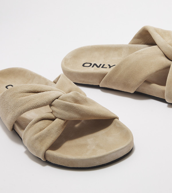 اونلي اونلي - رمادي Flat Sandals