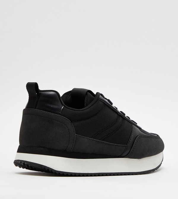 Only ONLY - Black Low Top