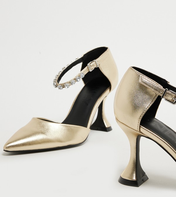 Only ONLY - Gold Pumps