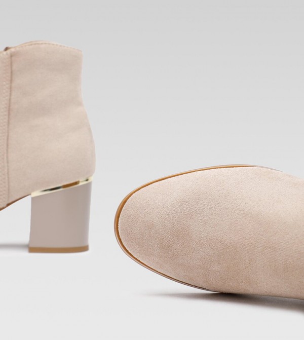 Jenny Fairy @ CCC CCC - Beige Ankle Boots