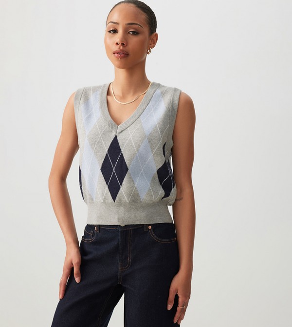 Ardene  Clothing - Grey V-neck Sweaters