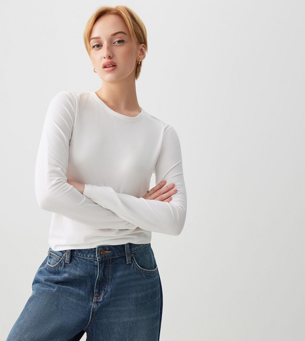 Ardene Long Sleeve T-Shirts - White Long Sleeve T-Shirts