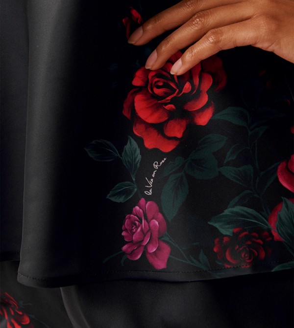 La Vie en Rose Clothing - Black Tops