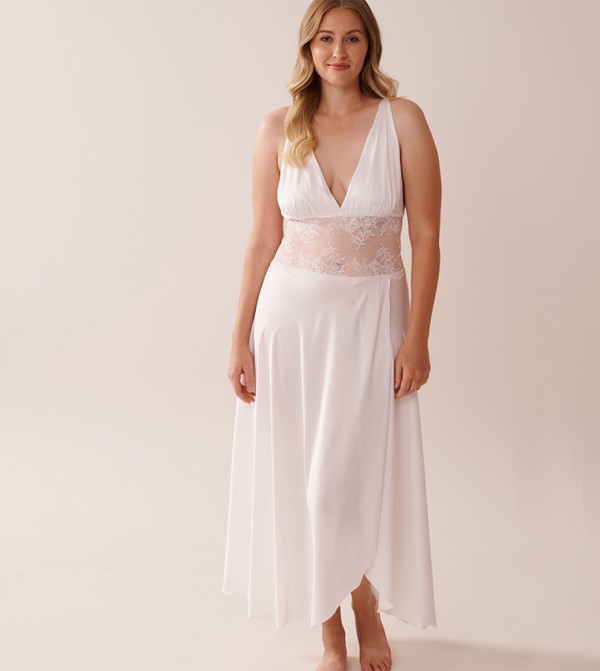 La Vie en Rose La Vie en Rose - White Night Dress & Gowns