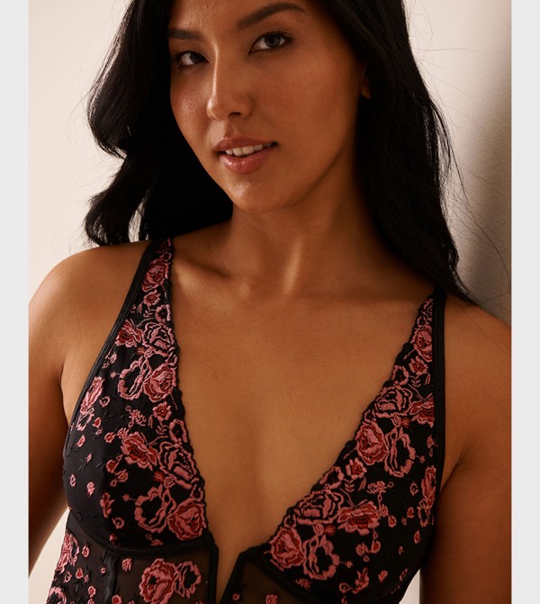La Vie en Rose  - Black Night Dress & Gowns