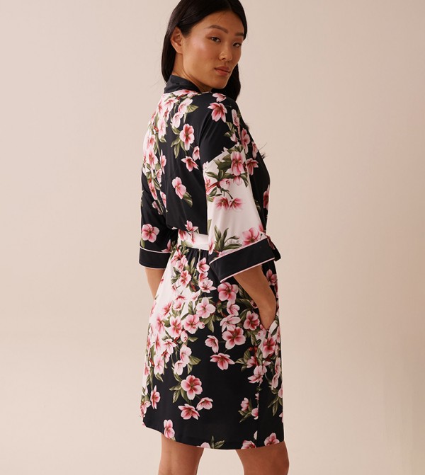 La Vie en Rose  - Black Night Robes & Kimonos