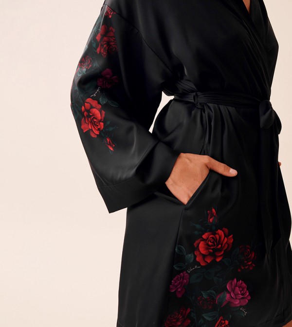 La Vie en Rose  - Black Night Robes & Kimonos