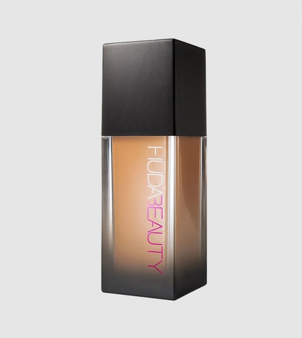 HUDA BEAUTY  Face - Beige FOUNDATION