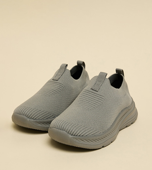 R&B R&B - Grey Casual Slip-On's
