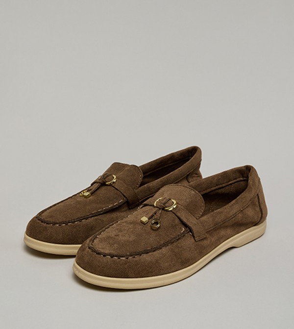 أر آند بي أر آند بي - بني  undefined