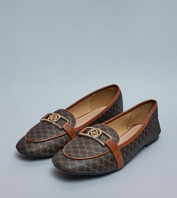 R&B R&B - Brown undefined