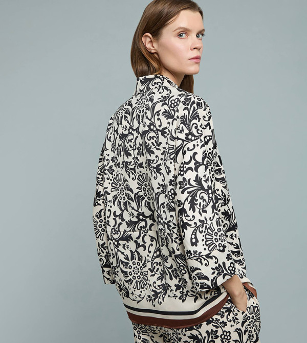 أر آند بي  قمصان - عاجي  قمصان