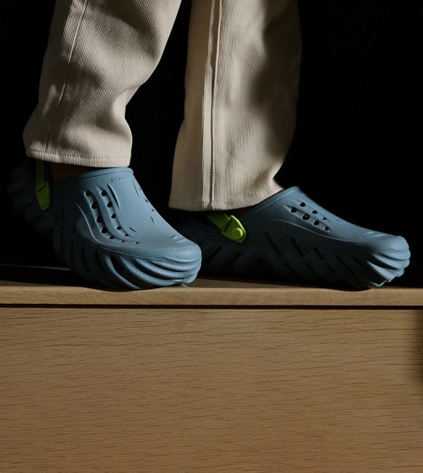 Crocs  Clogs - Green undefined