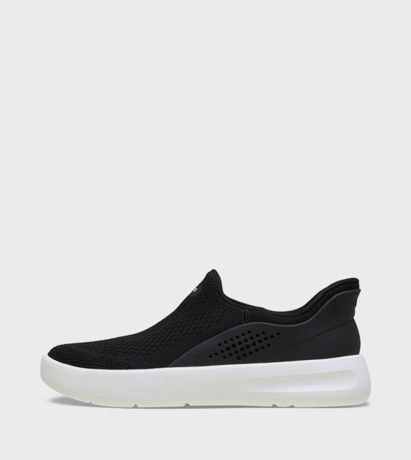 Crocs  Sneakers - Black Low Top