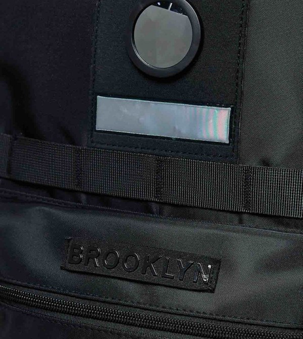 أر آند بي - أسود حقيبة ظهر