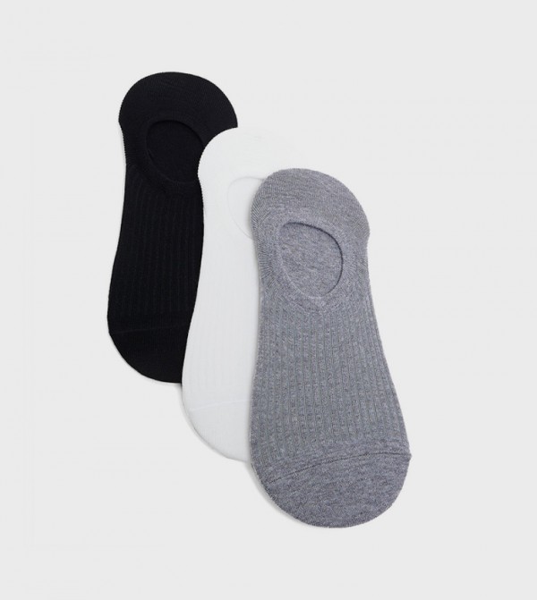 R&B  - White No Show Socks
