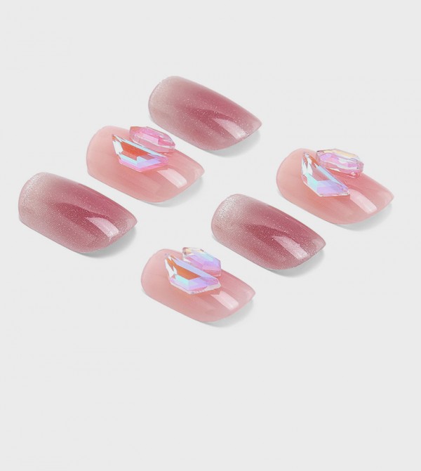 R&B  Nails - Pink Accessories
