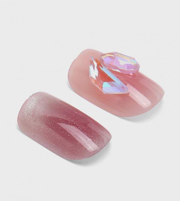 R&B  Nails - Pink Accessories