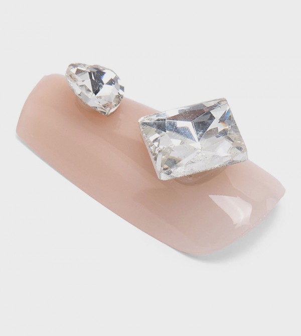 R&B  Nails - Nude Accessories