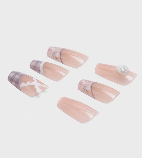 R&B  Nails - Nude Accessories