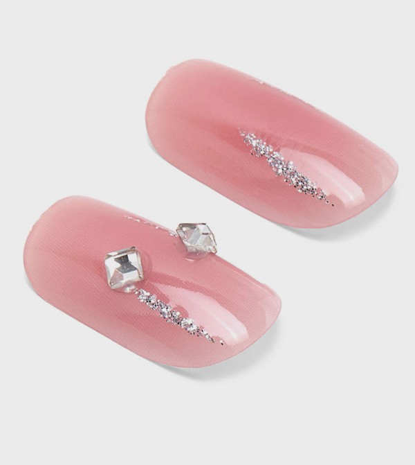 R&B  Nails - Pink Accessories