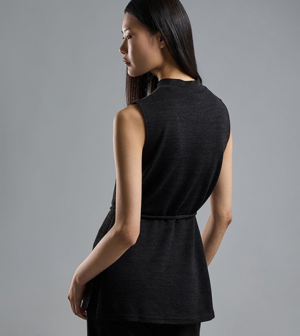 R&B R&B - Black Sleeveless Tops