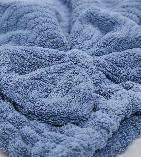 أر آند بي  - أزرق مناشف