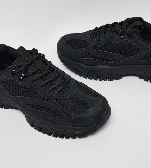 R&B Shoes - Black Low Top