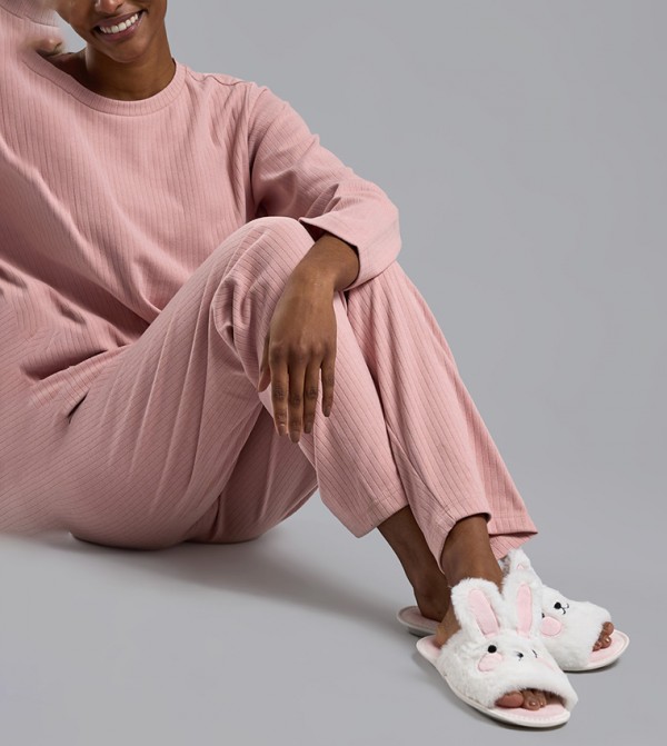 R&B  Bedroom Slippers - White Bedroom Slippers