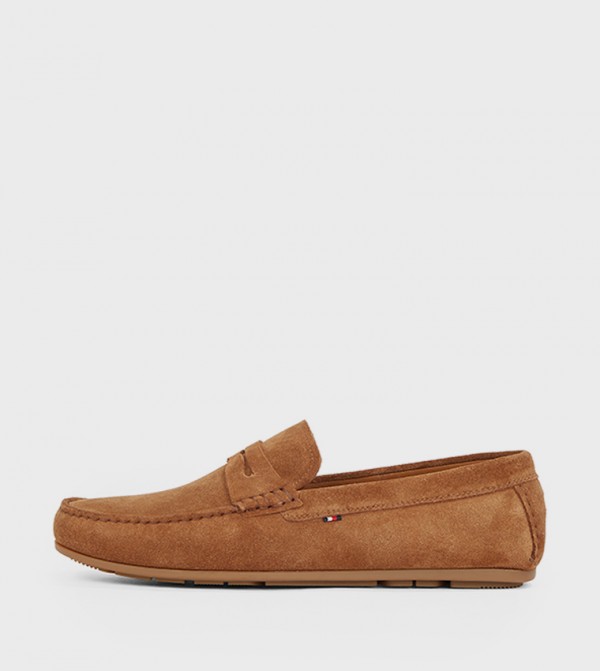 Tommy Hilfiger  Loafers & Moccasins - Brown undefined