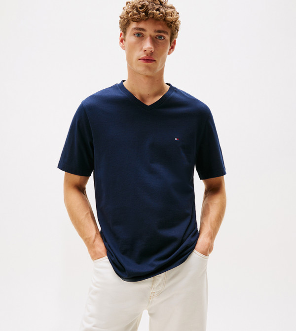 Tommy Hilfiger  T-Shirts - NAVY BLUE Casual T-Shirts