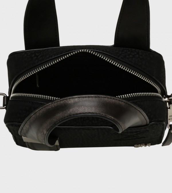 Steve Madden Steve Madden - Black Handheld Bags