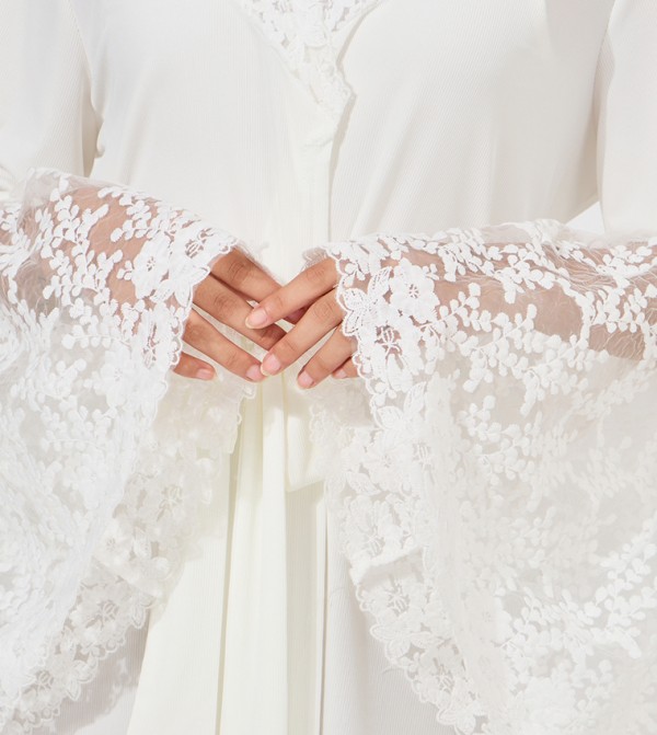 Styli Styli - White Night Robes & Kimonos