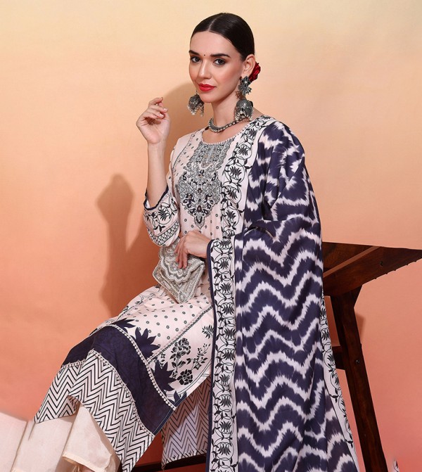 دي دبليو  - خوخي Kurtas & Sets