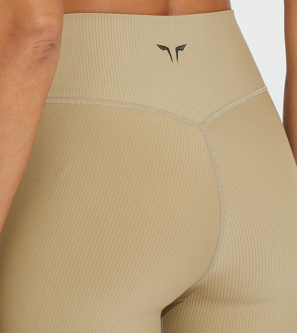 SQUATWOLF SQUATWOLF - Sand Shorts