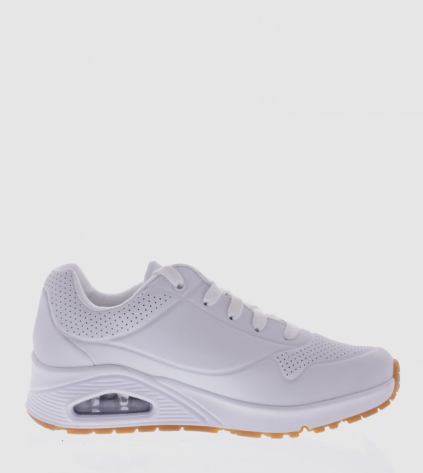 Skechers  - White Low Top