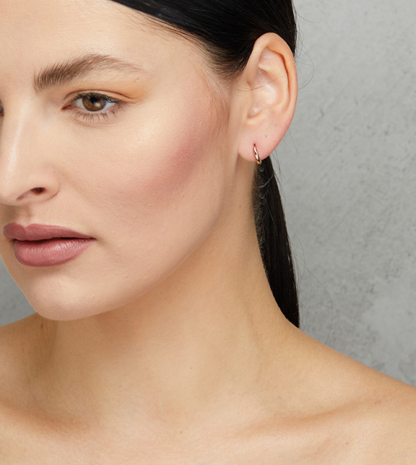 اوليفيا بيرتون - ذهبي الأقراط