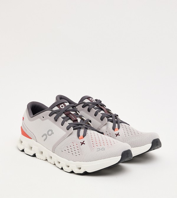 ON On - Beige Running Shoes