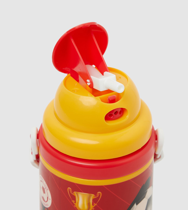 جينيريك بوي   قوارير ماء - متعدد زجاجات مياه