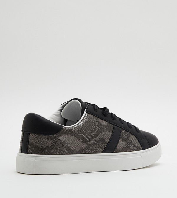 ايروبوستال - أسود أحذية برقبة منخفضة