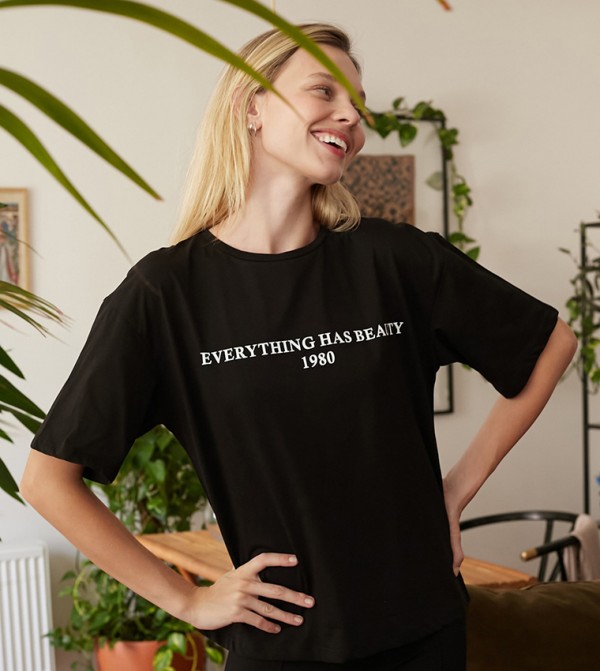 Trendyol Trendyol  - Black Short Sleeve Tee