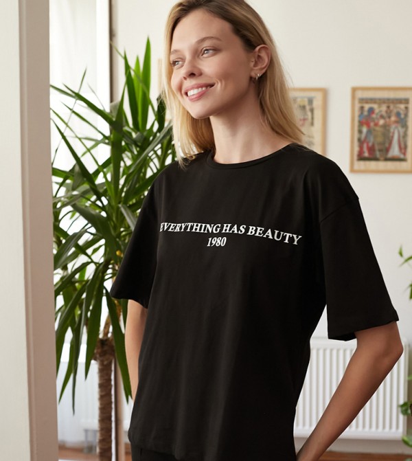 Trendyol Trendyol  - Black Short Sleeve Tee