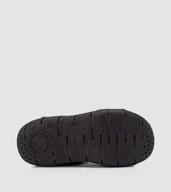 KLIN  - Black Flat Sandals
