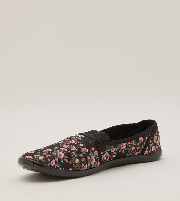 Moleca Moleca - Multi Casual Slip-ons