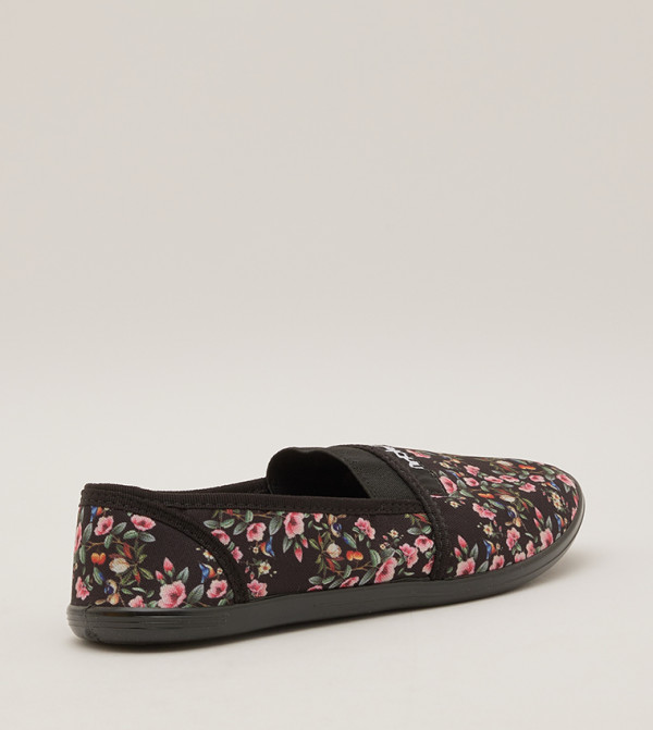 Moleca Moleca - Multi Casual Slip-ons