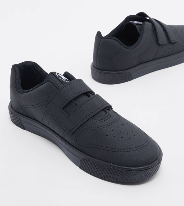 MOLEKINHO MOLEKINHO - Black Casual Slip-On's