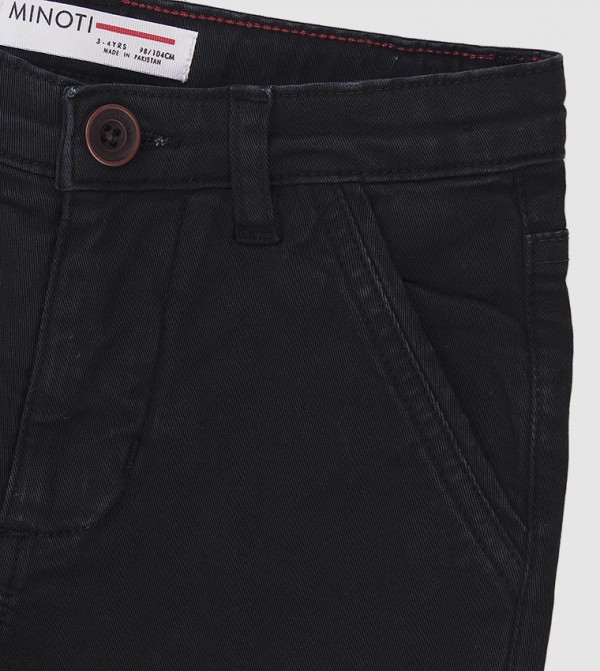 مينوتي مينوتي - أسود السراويل